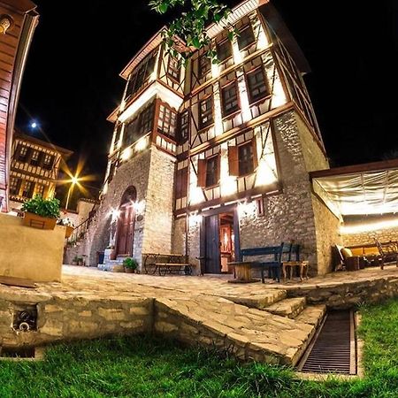 คาเราซุมเลอร์ โคนากี Hotel ซาฟรานโบลู ภายนอก รูปภาพ