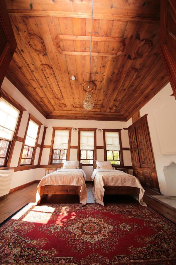 คาเราซุมเลอร์ โคนากี Hotel ซาฟรานโบลู ภายนอก รูปภาพ